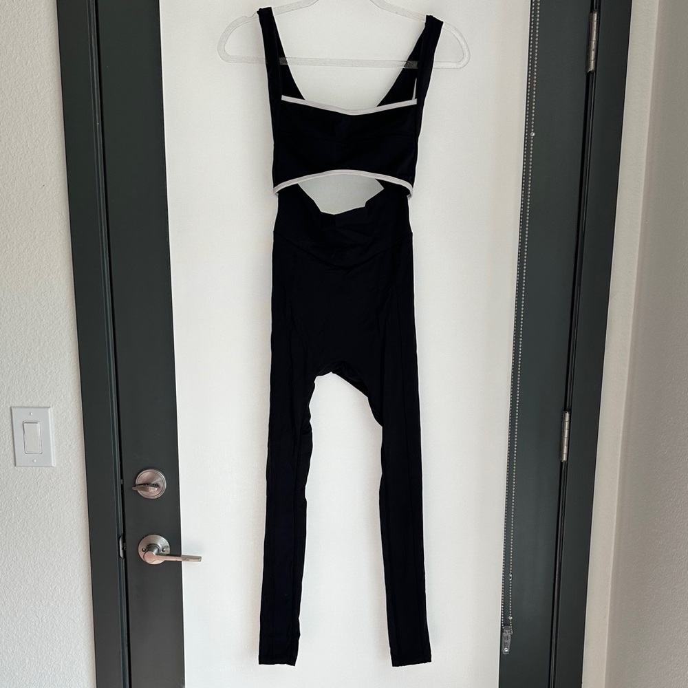108 Sportif Capri Cutout Bodysuit